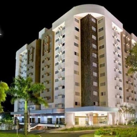 Suites Le Jardin Caldas Novas Bagian luar foto